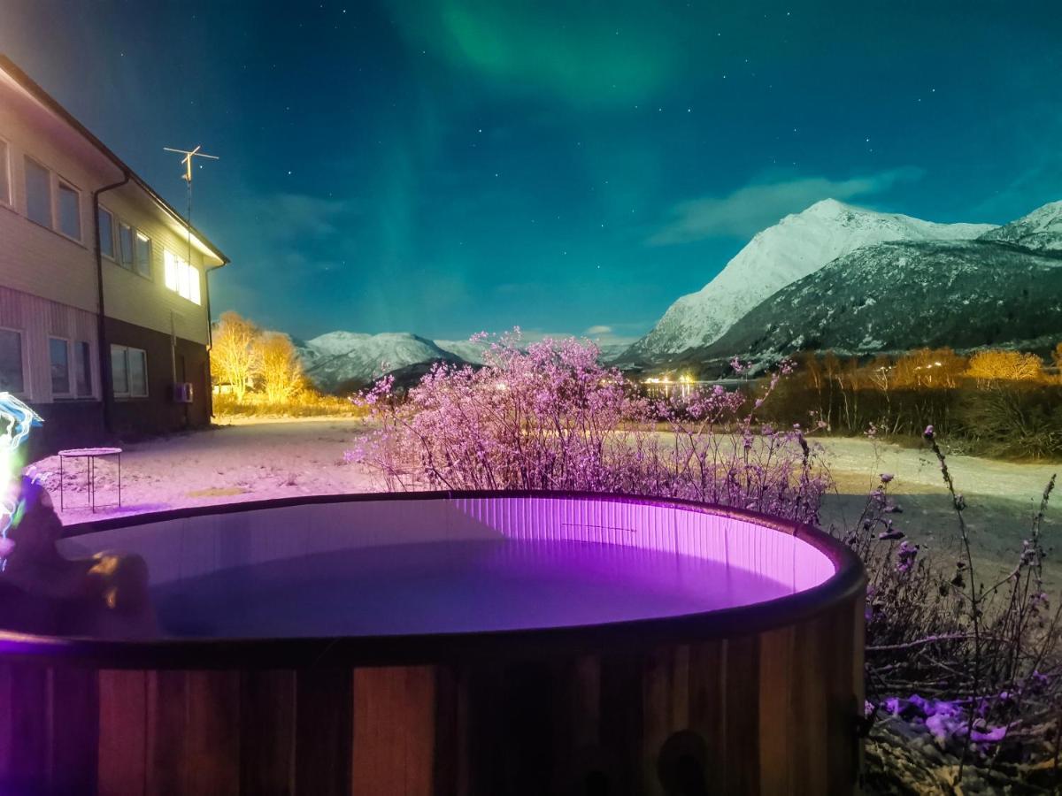 Tjeldoya Slott Hotel Hov  Luaran gambar